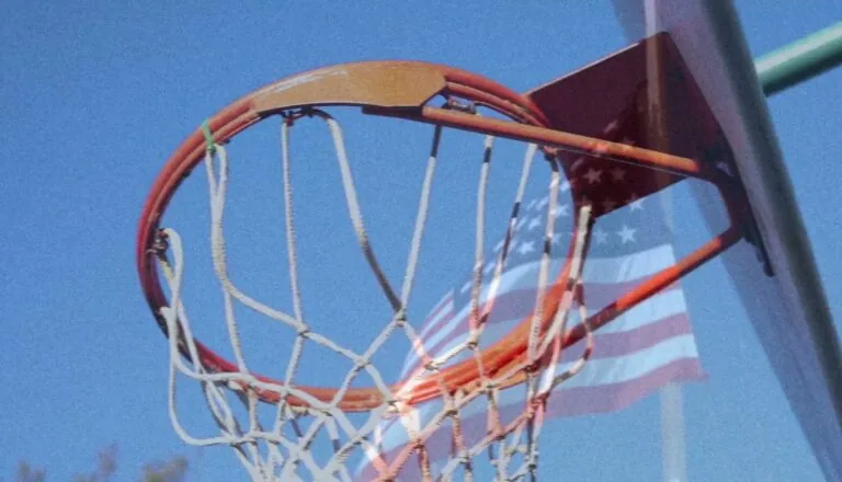 Момент из 20 серии 21 сезона